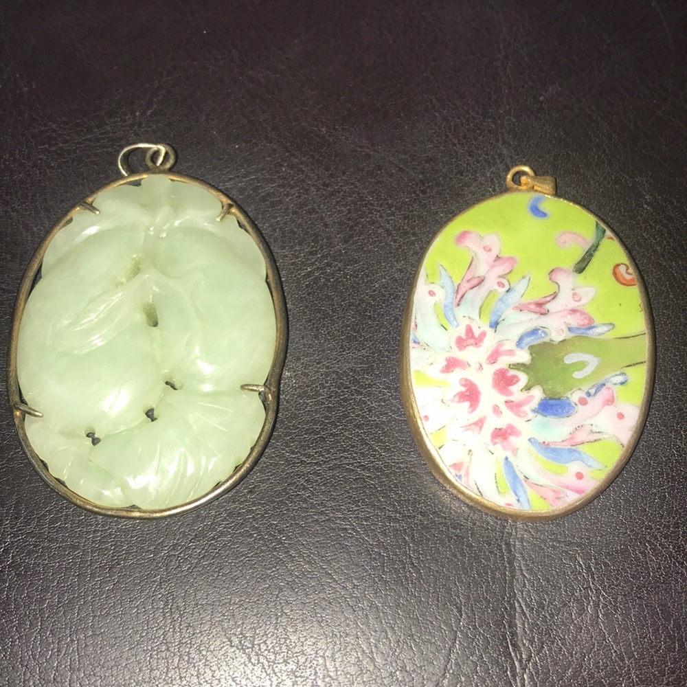 2 necklace accessories and 2 beaded necklaces.